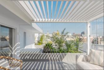 La terraza ya no se recoge en octubre: siete claves para usarla todo el año